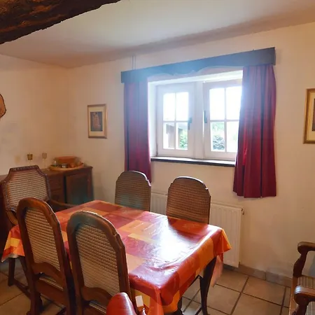 Feriehus La Cour Du Vieux Chateau Vielsalm