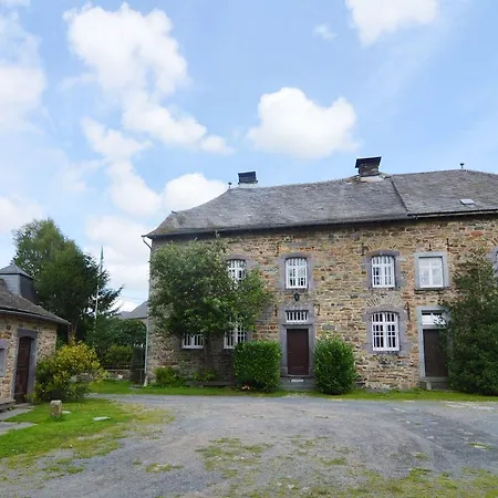 La Cour Du Vieux Chateau * Vielsalm